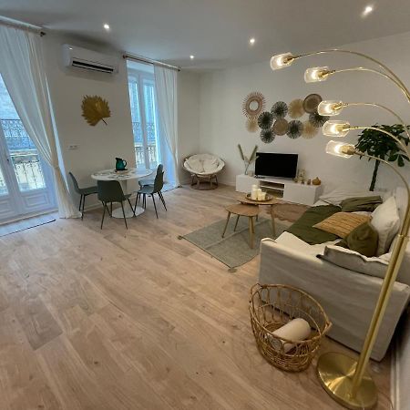 Le Casimir - Superbe T3 En Plein Centre Ville Renove Avec Gout - Wifi Beziers Luaran gambar