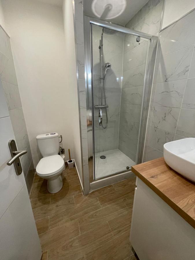 Le Casimir - Superbe T3 En Plein Centre Ville Renove Avec Gout - Wifi Beziers Luaran gambar
