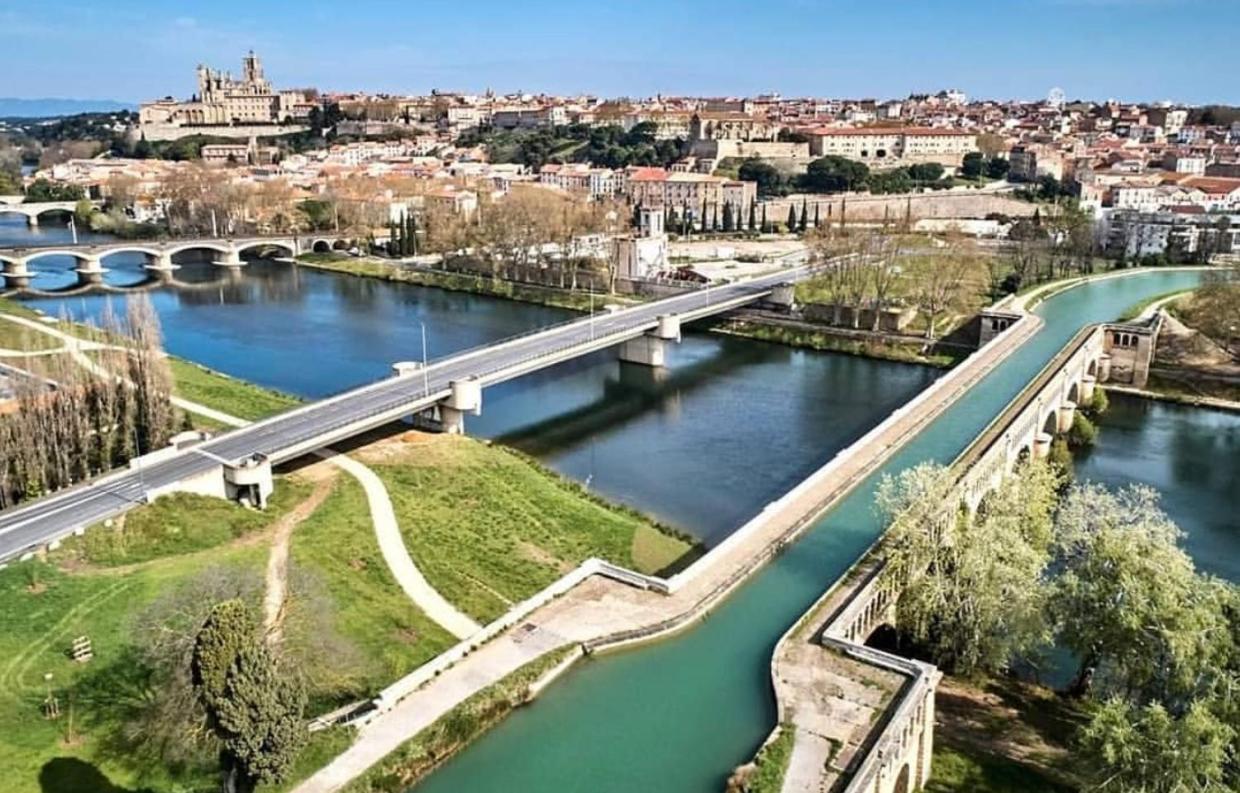 Le Casimir - Superbe T3 En Plein Centre Ville Renove Avec Gout - Wifi Beziers Luaran gambar
